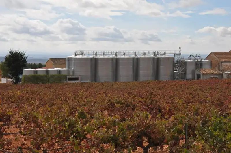 Servicio de bodegas de vino - Acoval Instalaciones Técnicas